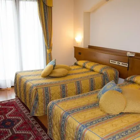 Piroga Padova 4* Selvazzano Dentro