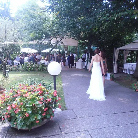 Piroga Padova 4*