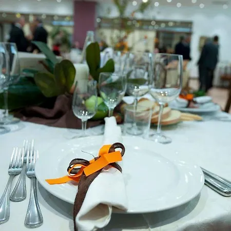 Piroga Padova 4*